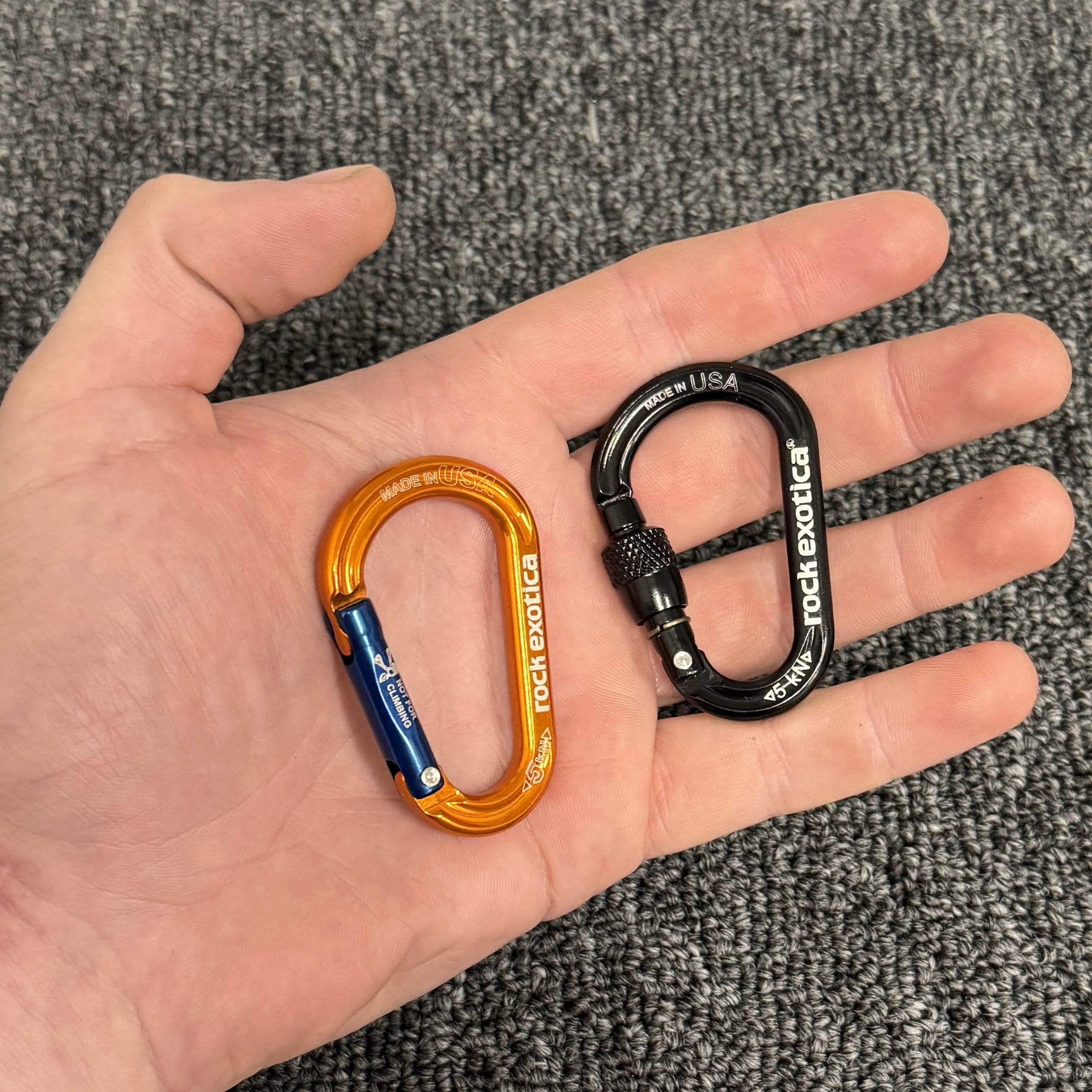 RockX Accessory Carabiner