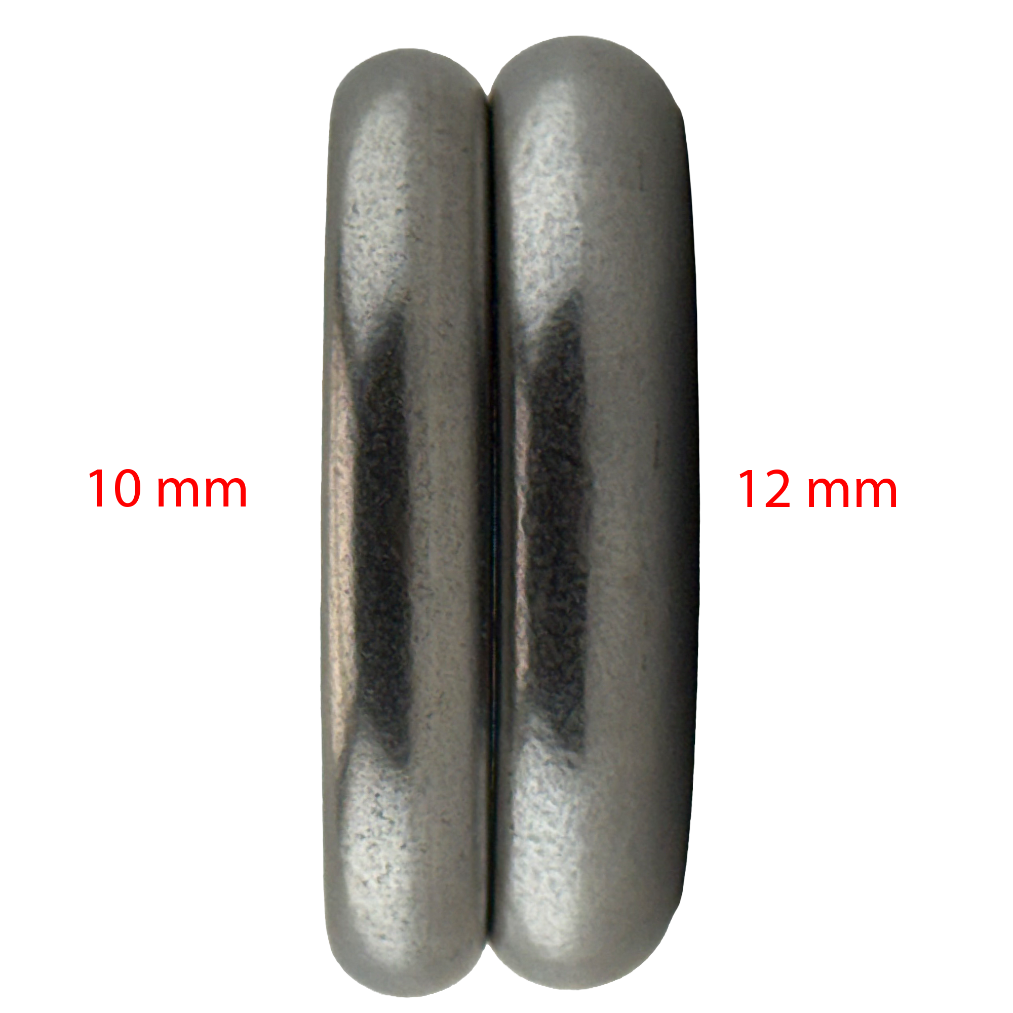 id=[49079350624571, 49079378182459]