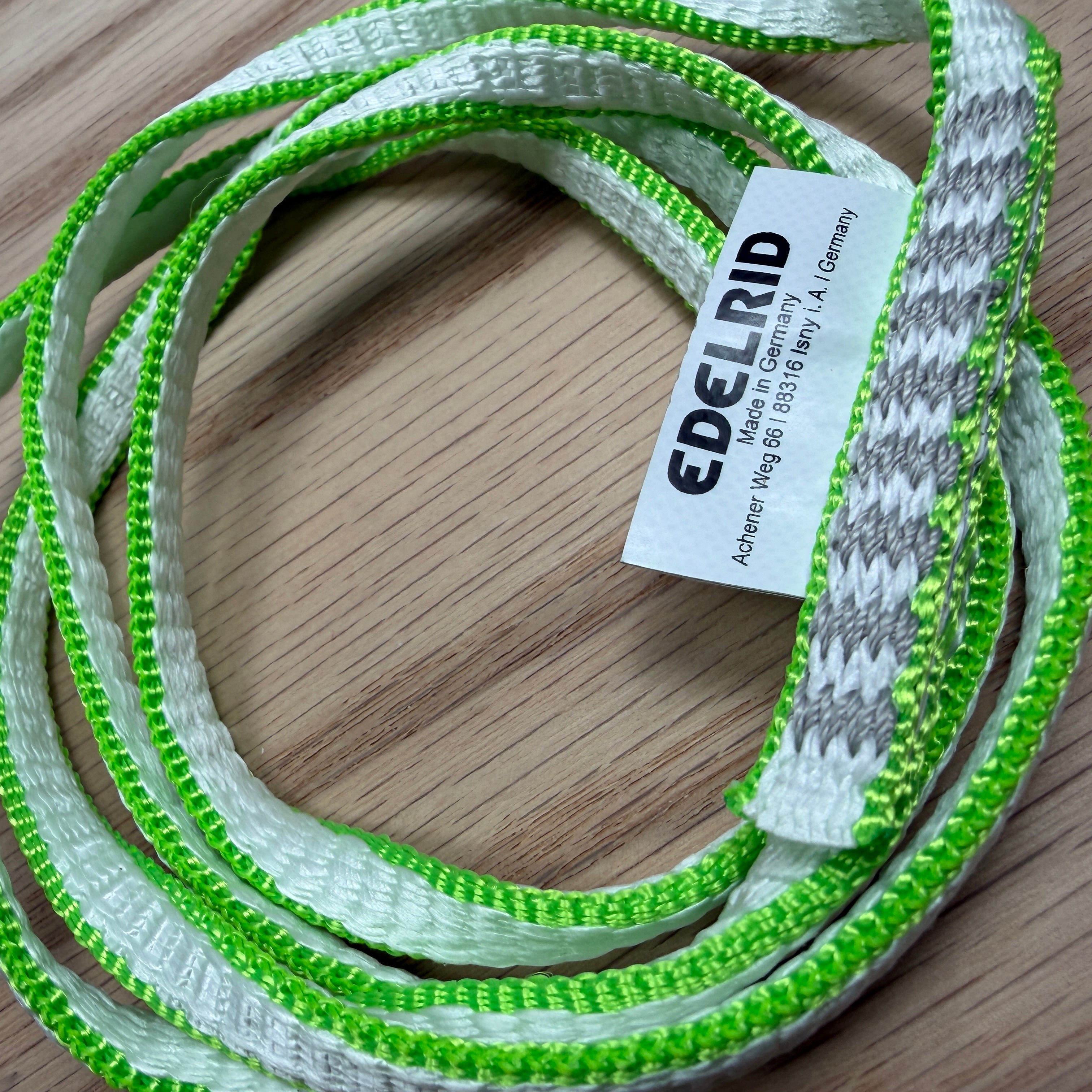 #length_60 cm (23.6in)